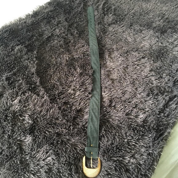 Vintage green suede and gold belt - Picture 3 of 3